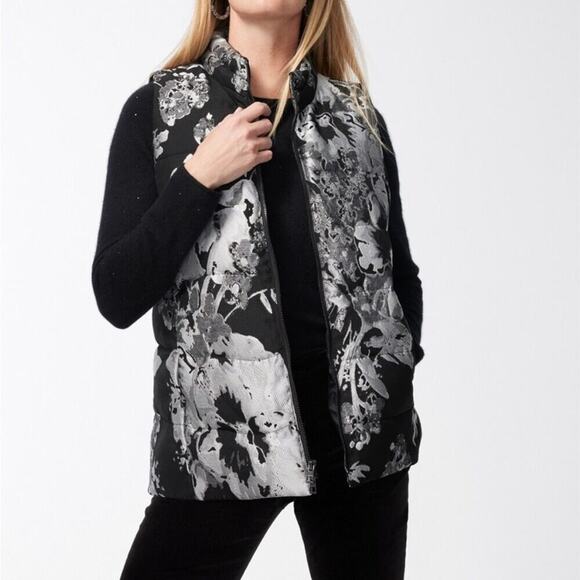 NWT Chico’s black and silver metallic jacquard puffer vest, XL - Picture 2 of 11